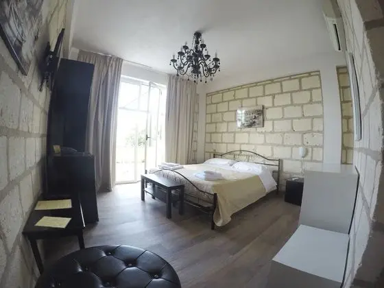 Design Tek Büyük Yataklı Oda