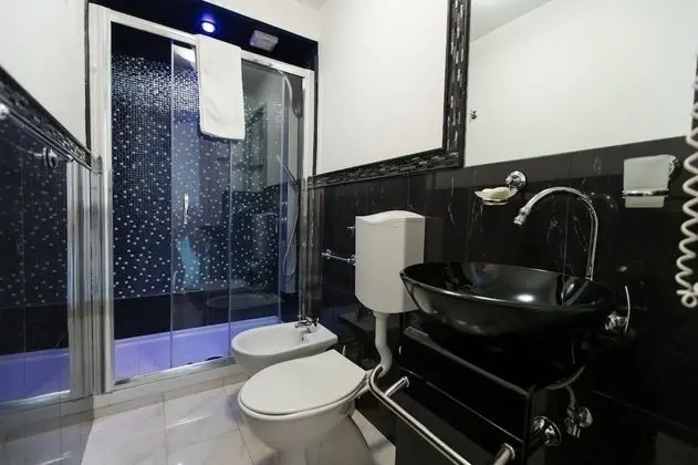 Design Tek Büyük Yataklı Oda