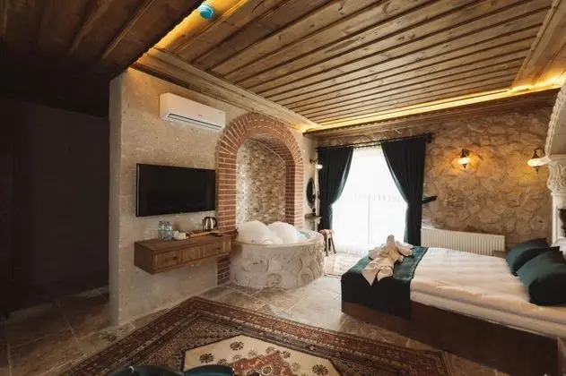 Luxury Suite, Şömineli ve Jakuzili