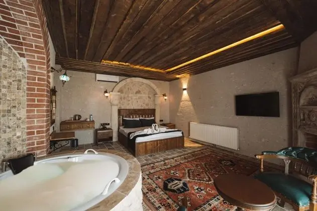 Luxury Suite, Şömineli ve Jakuzili