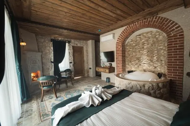 Luxury Suite, Şömineli ve Jakuzili