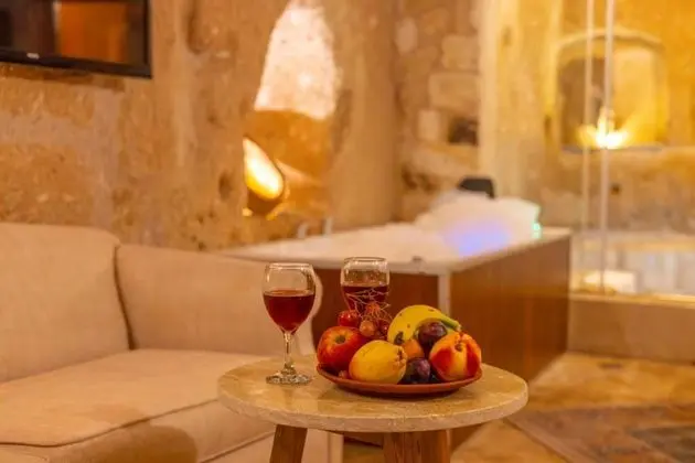 https://images.odamax.com/img/1024x768/odamax/image/upload/Cappadocia_Home_202604101142294_202_28_.jpg