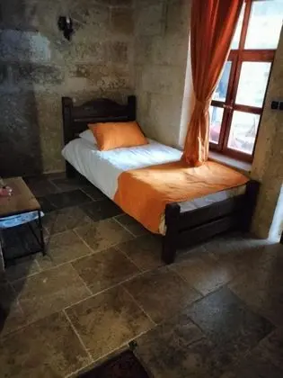Superior Mağara Oda