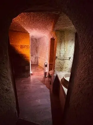 Balayi Suit 3, Hamamli