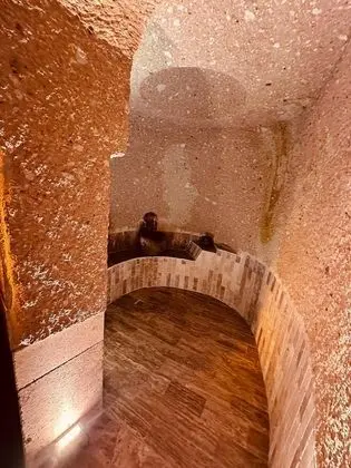 Balayi Suit 3, Hamamli