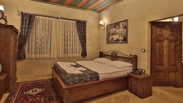 Deluxe Üç Kişilik Oda