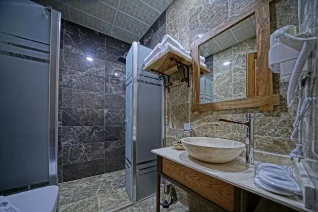 Stone Standard Room, Avlu Manzaralı
