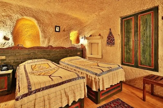 Deluxe Suite I