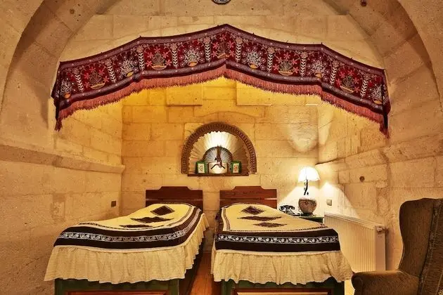Deluxe Suite I