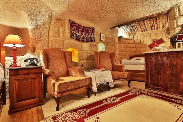 Deluxe Suite I
