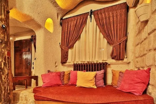 Deluxe Suite I