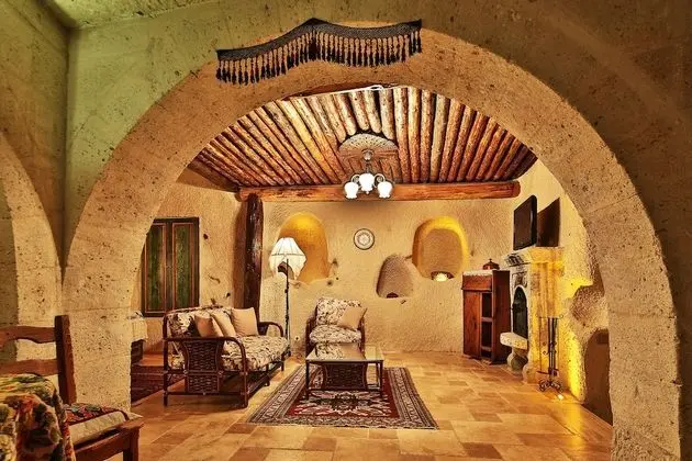 Deluxe Suite I