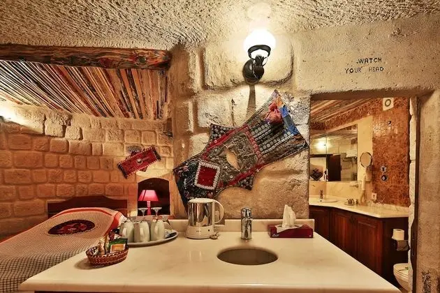 Deluxe Suite I