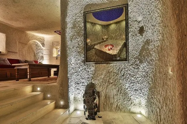 Deluxe Suite I