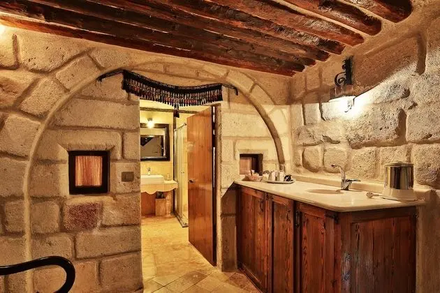 Deluxe Suite II