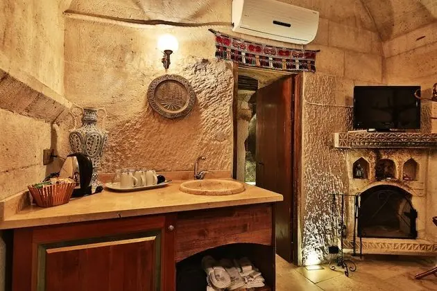 Deluxe Suite II