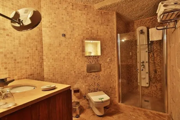 Deluxe Suite II