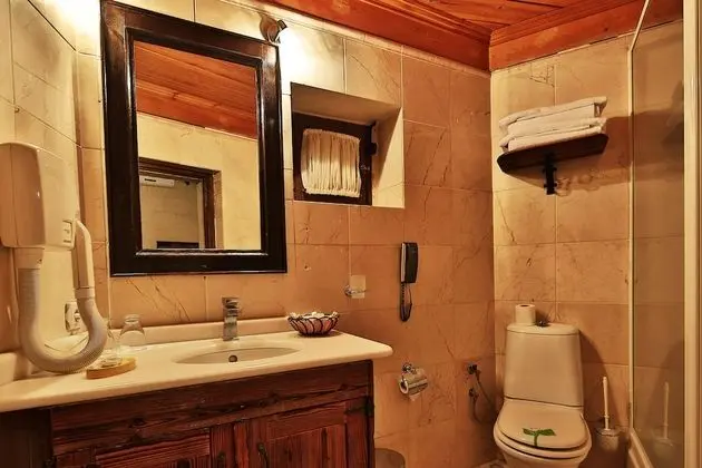 Deluxe Suite II