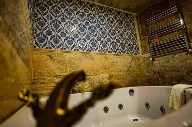 Presidential Suite, , Jakuzili