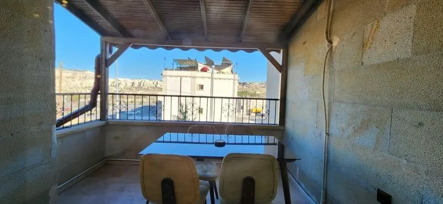 Queen, Vadi veya Bahçe Manzaralı, Balkonlu
