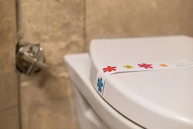 Çift Kişilik, Simge Yapı Manzaralı, Balkonlu
