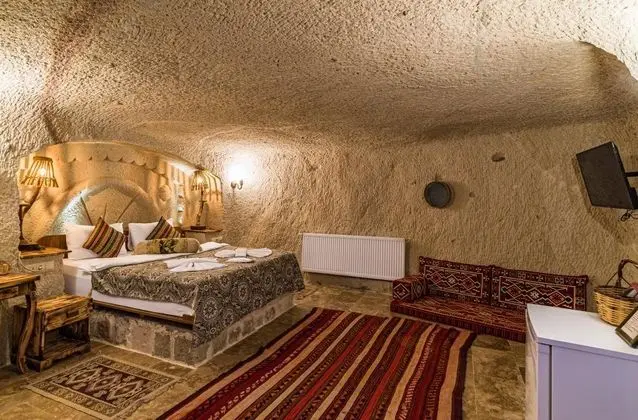 Çift Kişilik, Simge Yapı Manzaralı, Balkonlu
