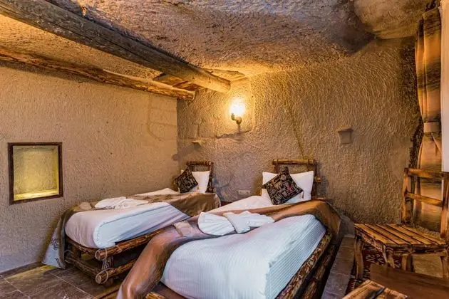 Villa, Simge Yapı Manzaralı, Şömineli ve Jakuzili