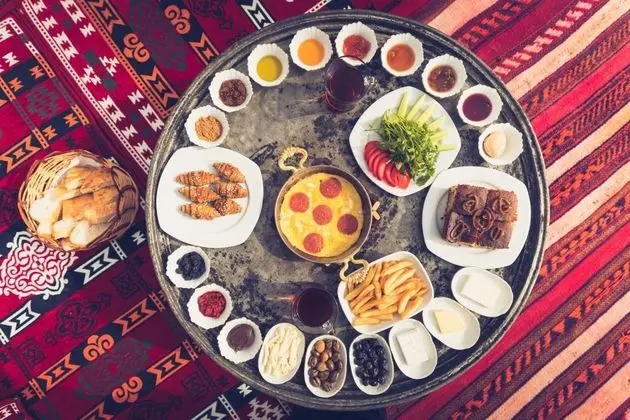 Suite, Simge Yapı Manzaralı, Şömineli ve Jakuzili