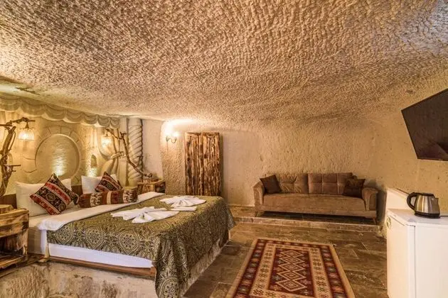 Suite, Simge Yapı Manzaralı, Şömineli ve Jakuzili