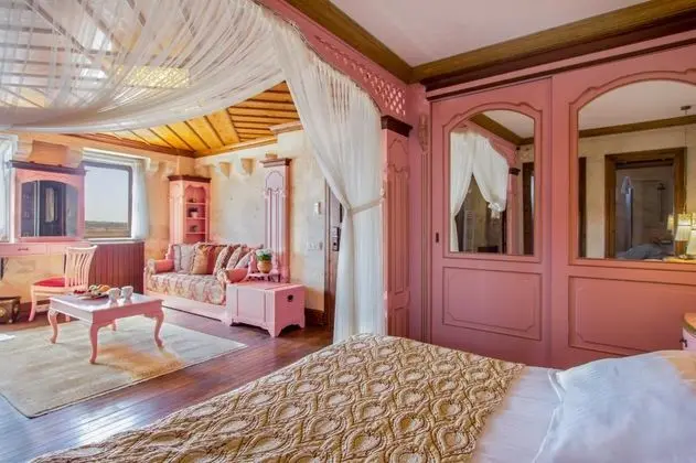 King Suite, Jakuzili