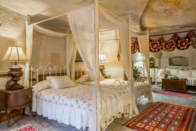 King Suite, Jakuzili