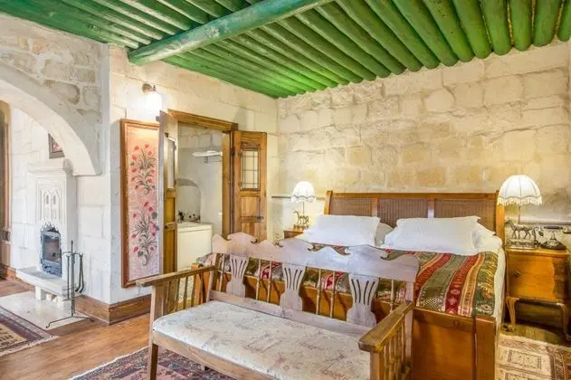 Stone Deluxe Room, , Jakuzili