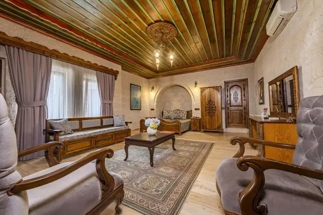 Suite, Jakuzili