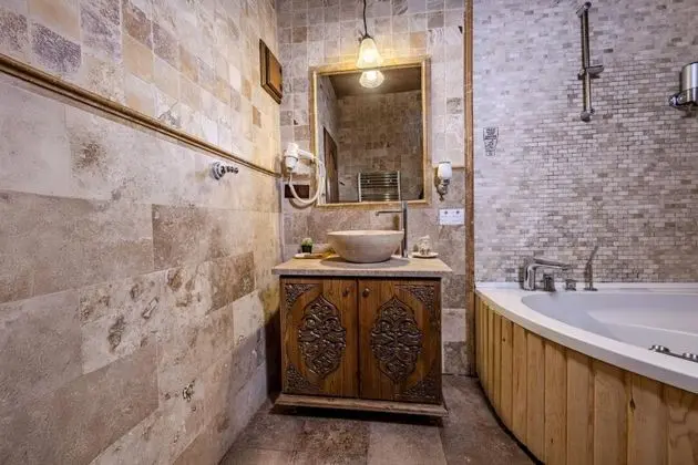 Suite, Jakuzili