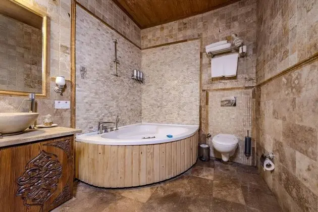 Suite, Jakuzili