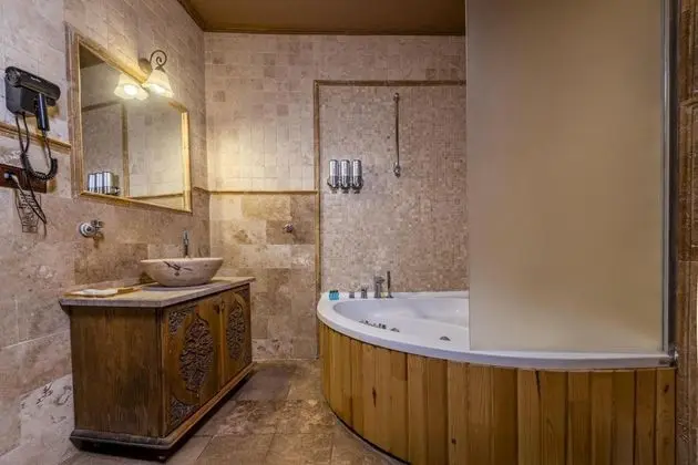 Suite, Jakuzili