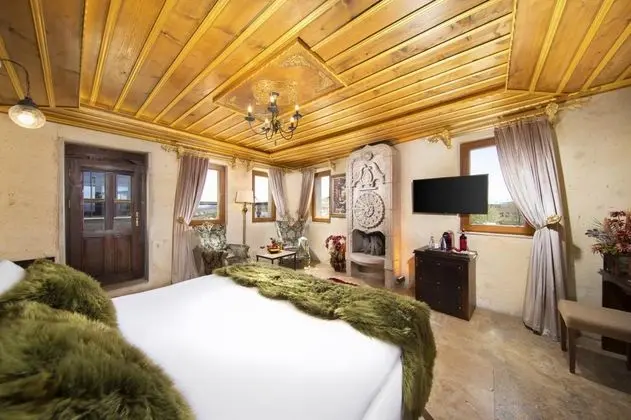 Superior Suite, Jakuzili