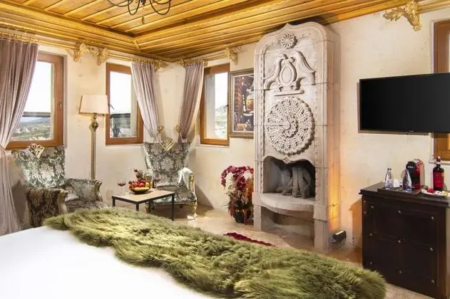 Superior Suite, Jakuzili