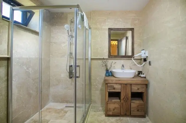 Deluxe Suite, Bahçe Manzaralı, Jakuzili ve Balkonlu