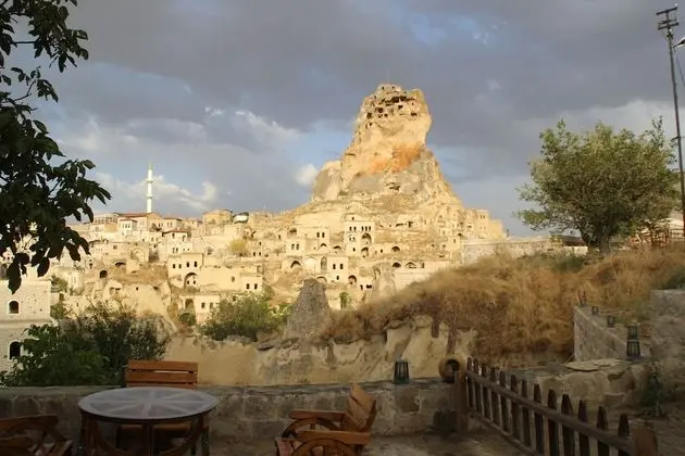 Traditional Tek Büyük Yataklı Oda