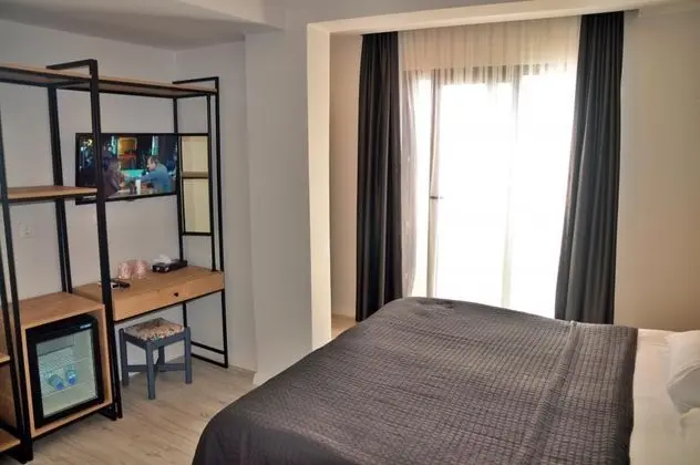 Standart Oda, Yandan Deniz Manzaralı