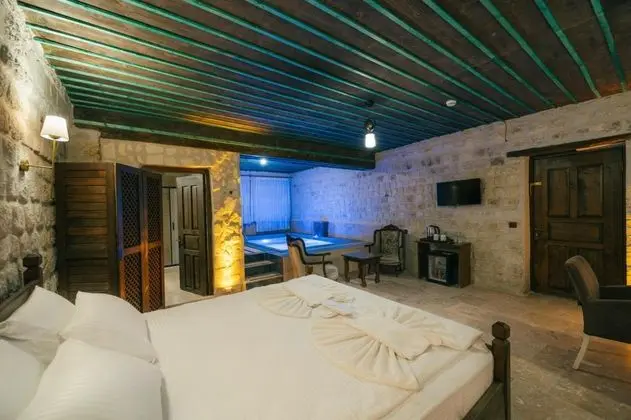 Deluxe Oda, Havuz Manzaralı, Isıtmalı Özel Havuzlu