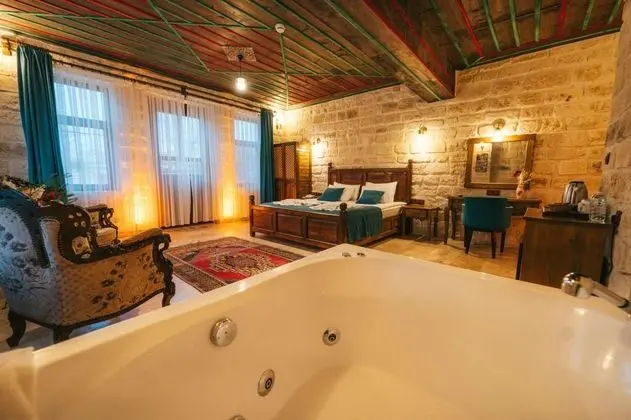 Deluxe Oda,    , Jakuzili ve Türk Hamamlı