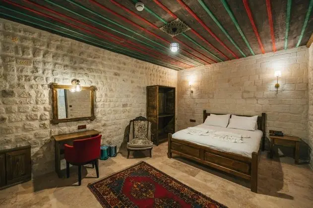 Geniş Standart Oda, Avlu Manzaralı, Büyük Yataklı