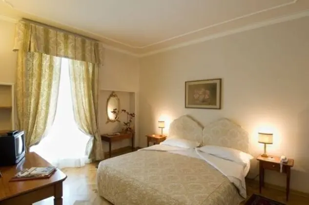 Deluxe Tek Büyük veya İki Ayrı Yataklı Oda