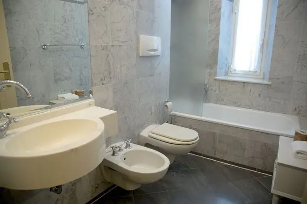 Deluxe Tek Büyük veya İki Ayrı Yataklı Oda