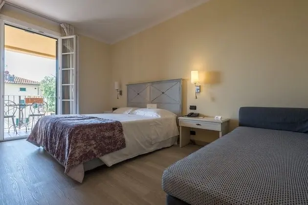 Deluxe Üç Kişilik Oda