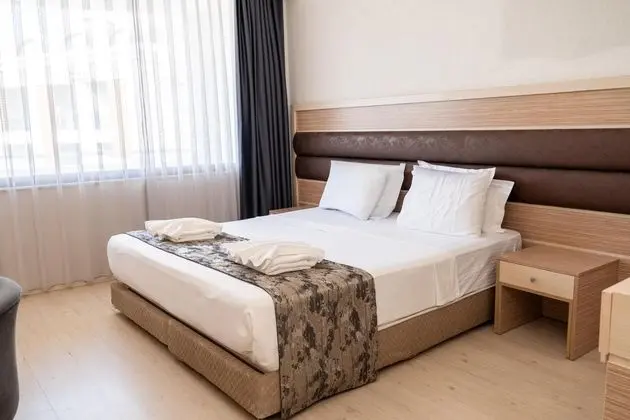 Standart Oda, Kısmi Deniz Manzaralı, Balkonlu