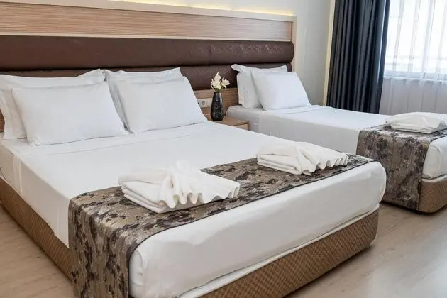 Standart Oda, Kısmi Deniz Manzaralı, Balkonlu