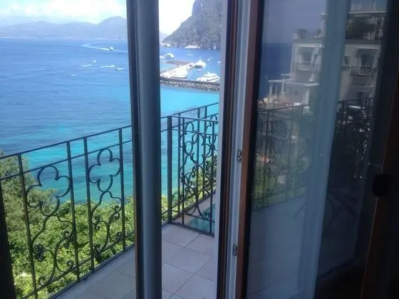 Deluxe Tek Büyük Yataklı Oda, Deniz Manzaralı